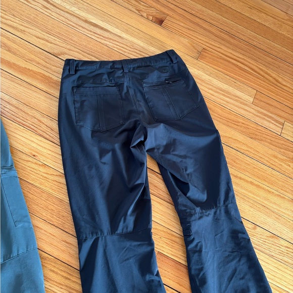 REI Women's Size 0 Hiking Pants (2 pairs!) - Picture 8 of 10